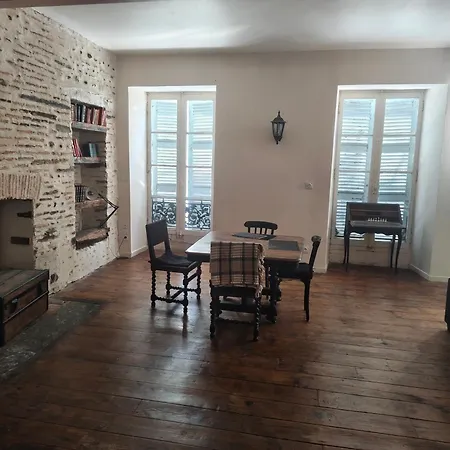 Joli De 90m2 * По